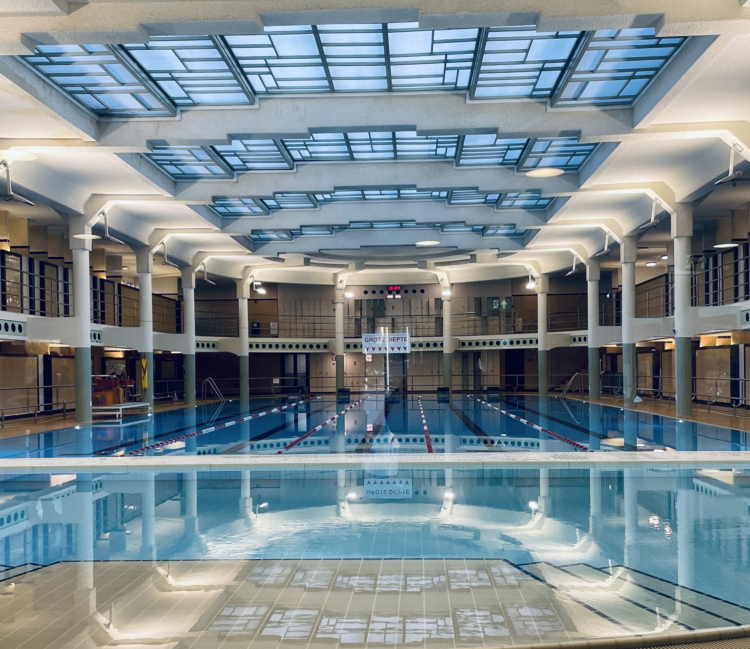 Swimming in Gent